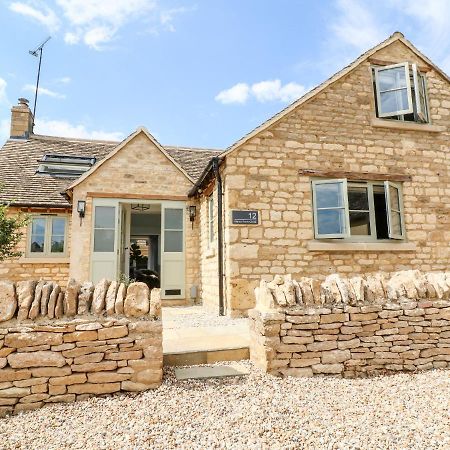 12 Manor Farm Close Kingham Extérieur photo
