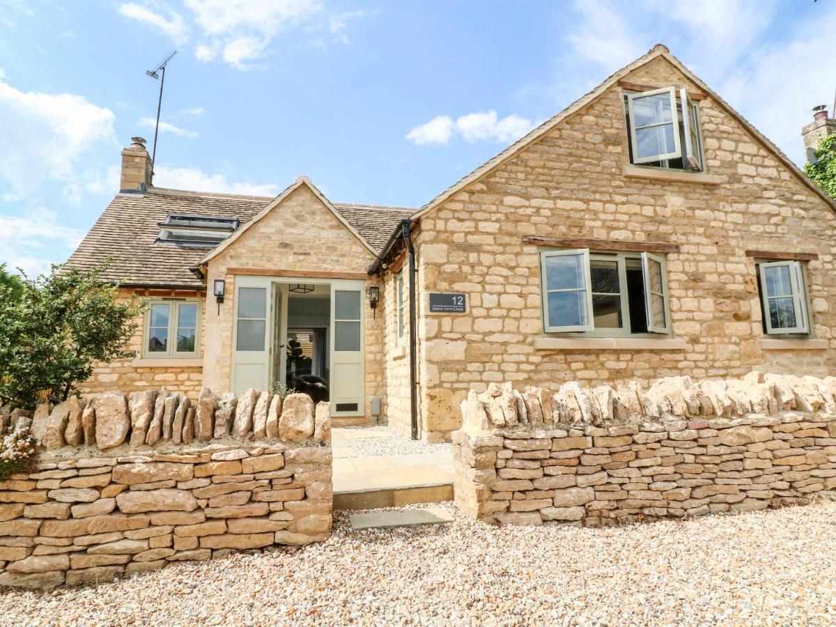 12 Manor Farm Close Kingham Extérieur photo