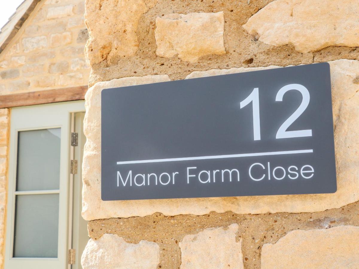 12 Manor Farm Close Kingham Extérieur photo