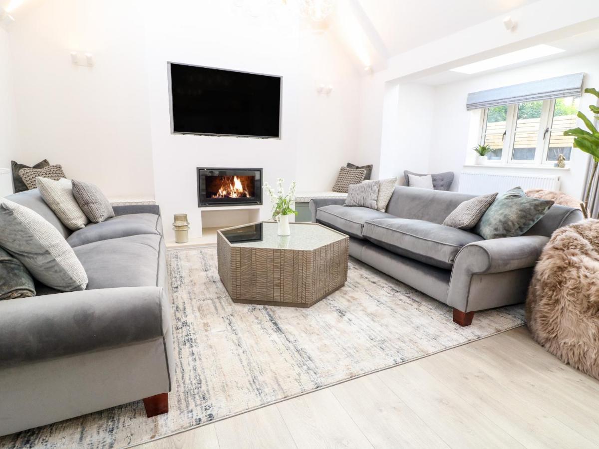 12 Manor Farm Close Kingham Extérieur photo